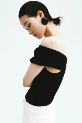 Body string avec épaules nues - Noir — photo 3