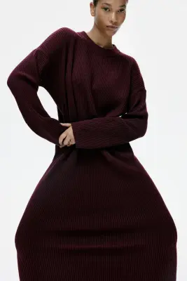 Robe en maille côtelée - Bordeaux — photo 3