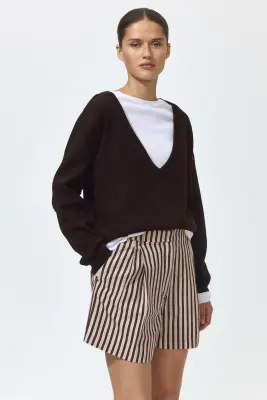 Short chic en lin mélangé - Marron foncé/rayé — photo 1