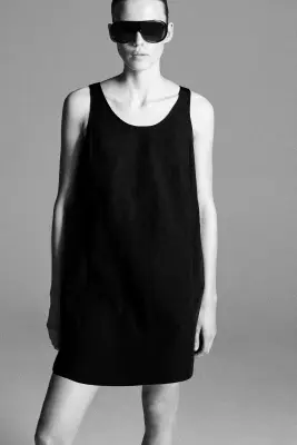 ROBE COURTE EN NYLON À PANNEAUX DE JERSEY - NOIR — photo 5