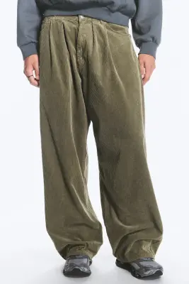 Pantalon baggy plissé en velours côtelé - Vert kaki — photo 1