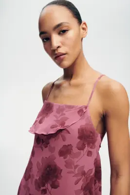 Robe à bretelles fines avec rubans à nouer - Rose foncé/fleuri — photo 1