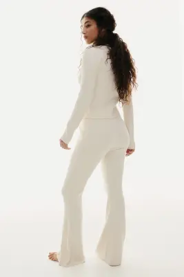 Pantalon évasé en maille côtelée - Crème — photo 4