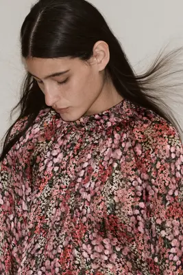 Blouse en mousseline avec détails à nouer - Rose/fleuri — photo 1