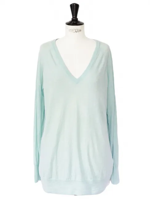 Pull ASHER col V en laine et cachemire vert d'eau Prix boutique 210€ Taille 38/40