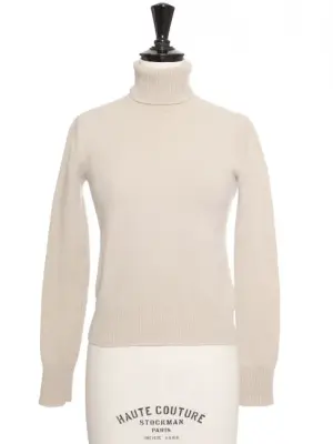 Pull col roulé en laine vierge gris clair Prix boutique 1300€ Taille XS — photo 1