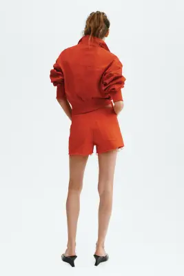 Short en denim avec bords à cru - Rouge — photo 2