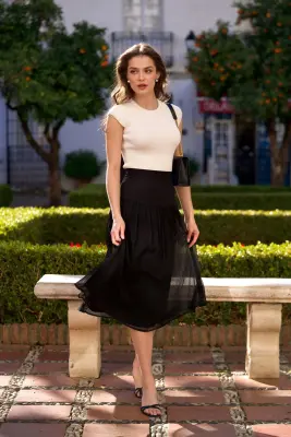 Cordelia Midi Skirt - Black — photo 2