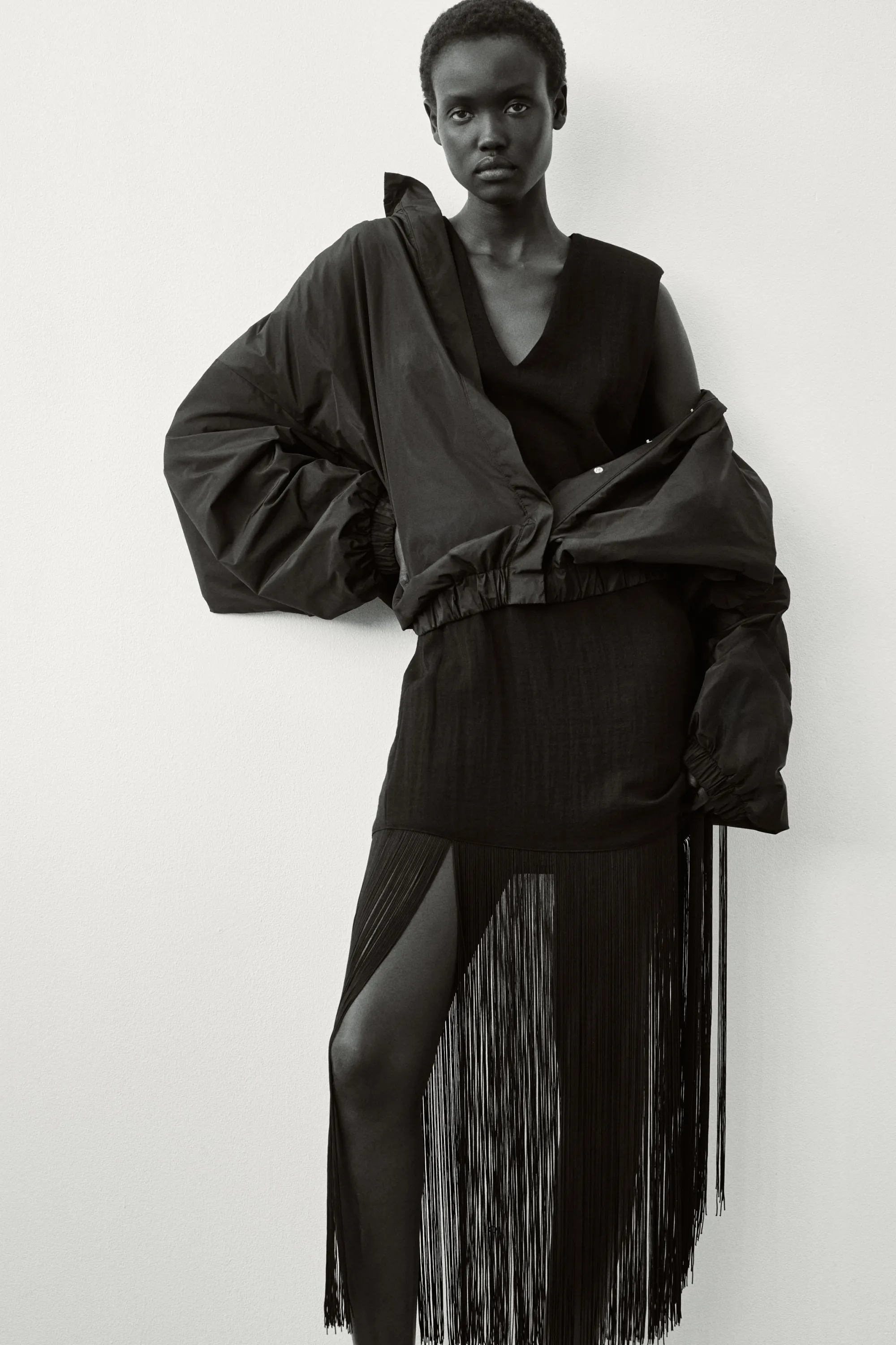 Robe à épaulettes avec franges - Noir