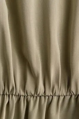 Robe à boutons avec jupe évasée - Vert kaki clair — photo 4