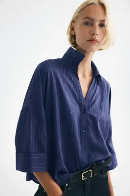 Chemise oversize en viscose mélangée - Bleu foncé/rayures tennis — photo 2