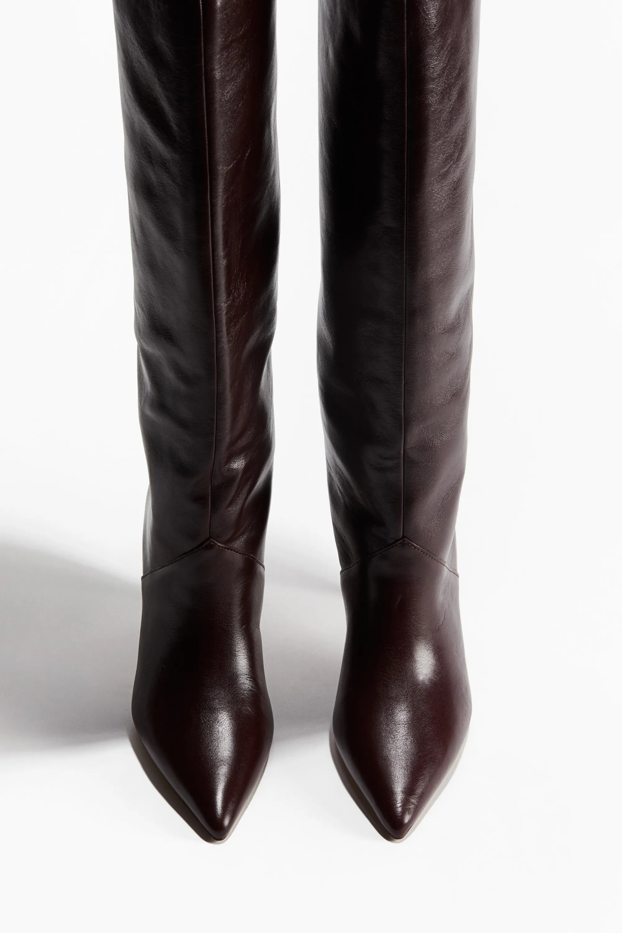 Bottes en cuir de hauteur genou avec bout pointu - Bordeaux