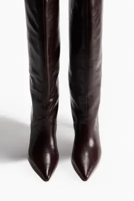 Bottes en cuir de hauteur genou avec bout pointu - Bordeaux — photo 1