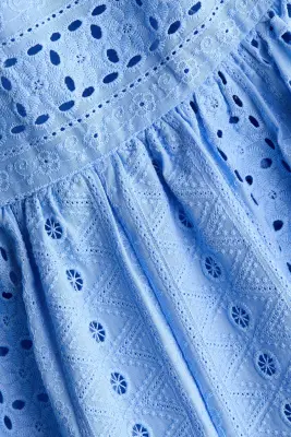 Robe en popeline avec broderie anglaise - Bleu — photo 4