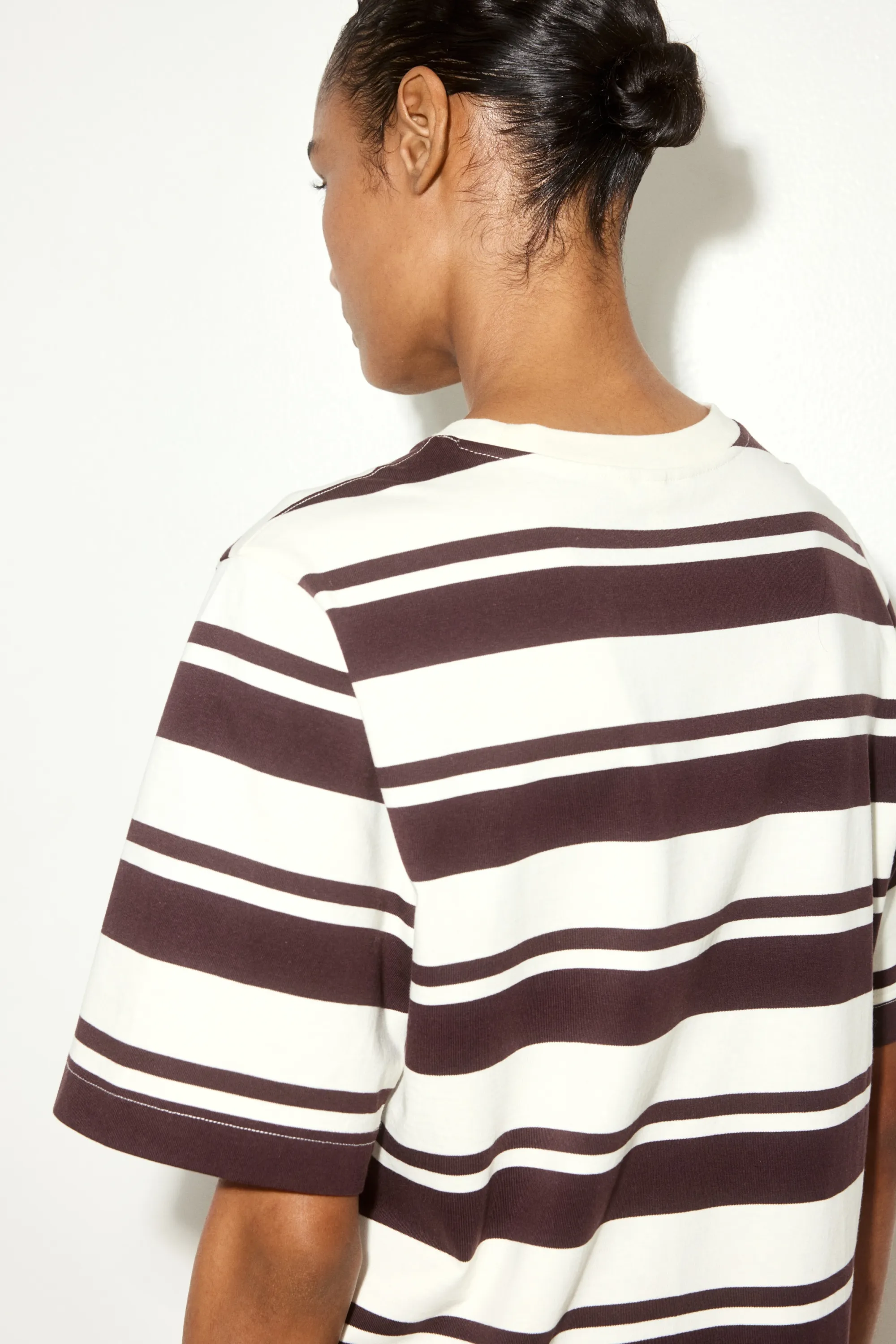 Longue robe T-shirt - Blanc/rayures marron