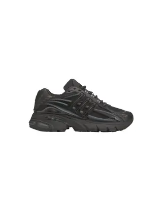 Adidas x Pharrell Jellyfish Triple Black — photo 1