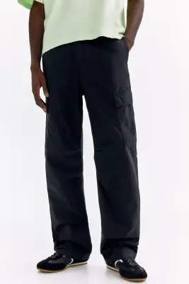 Pantalon cargo Regular Fit - Noir — photo 1