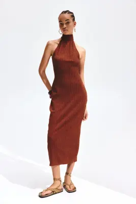 Robe sans manches froissée - Brun rouille — photo 2