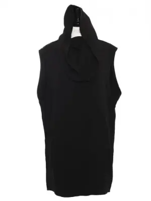 Robe Hiver 2022 sans manche en crêpe noir à capuche Prix boutique 2000€ Taille 36 — photo 1