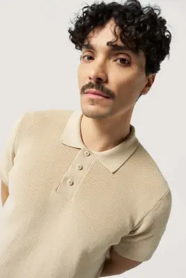 Le polo en maille - Beige — photo 4