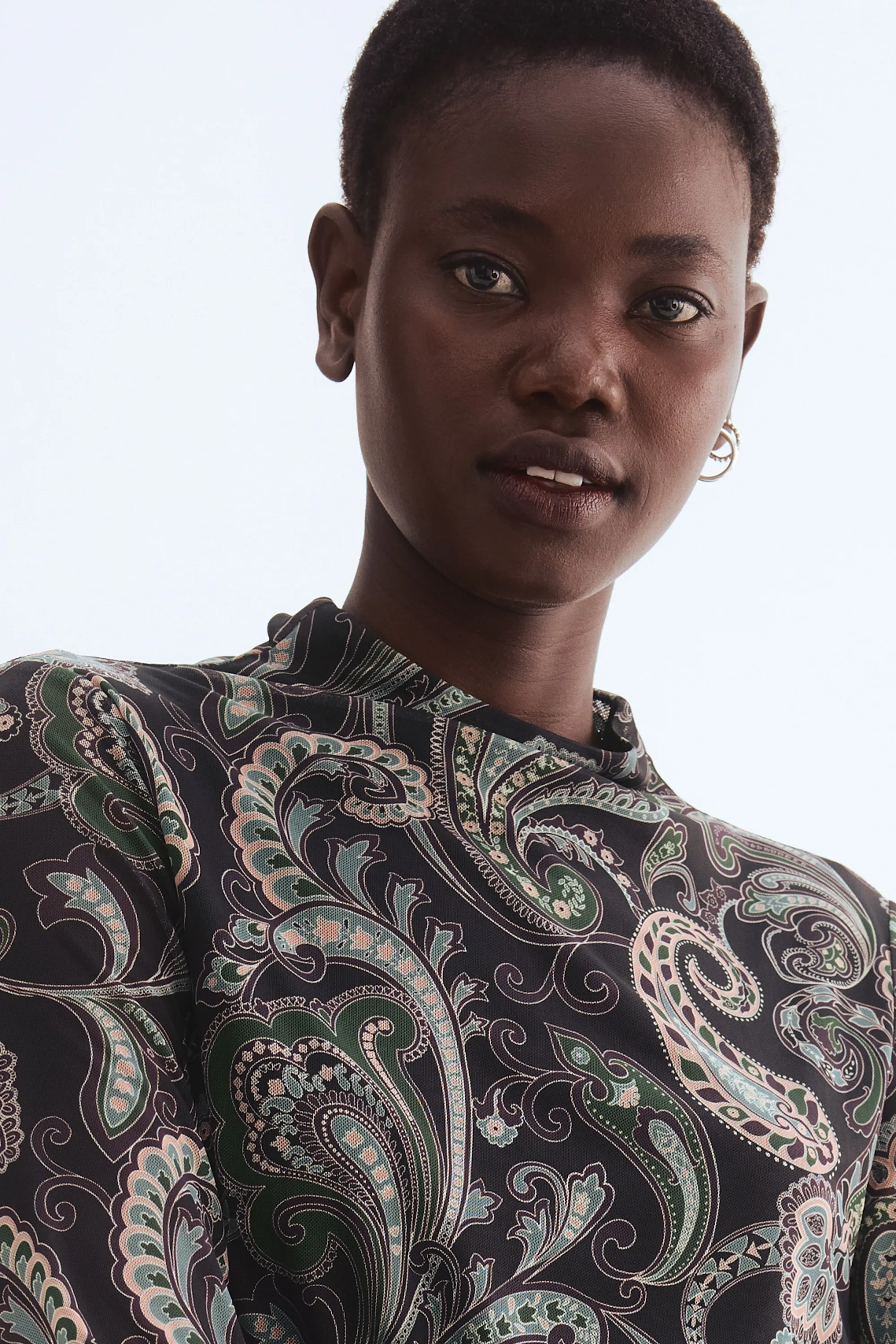 Top en mesh - Marron foncé/motif cachemire