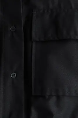 Robe saharienne avec jupe plissée - Noir — photo 2