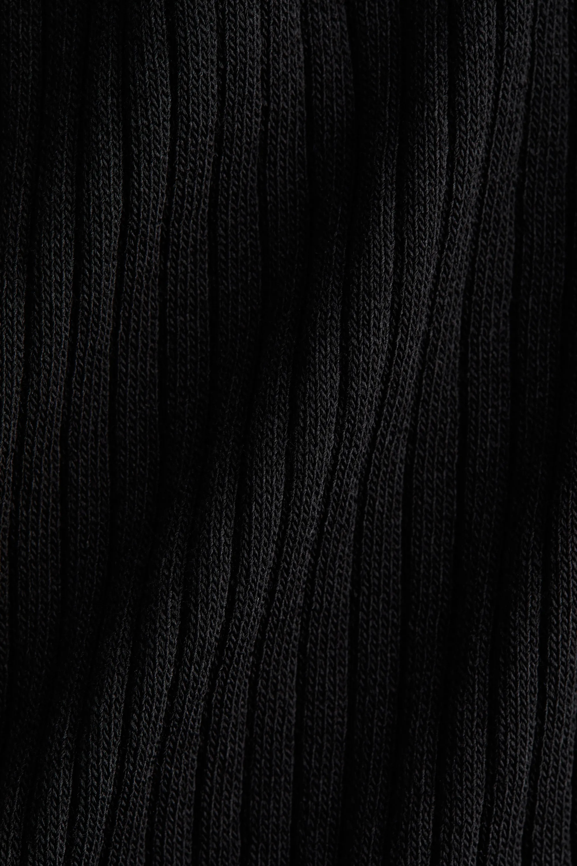 Robe en maille côtelée avec dentelle - Noir
