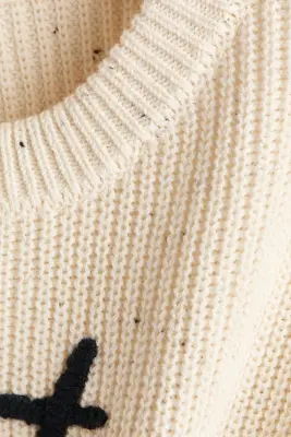 Pull loose avec texte - Beige clair/Boston — photo 3