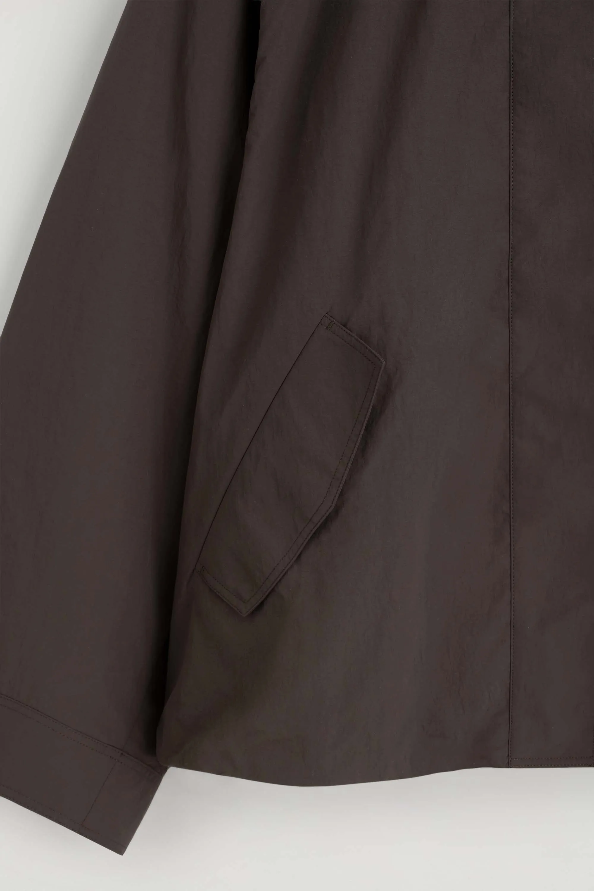 VESTE À COL CHEMINÉE EN NYLON - BRUN
