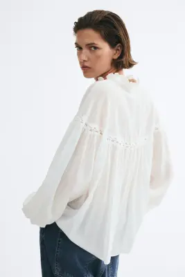 Blouse à manches ballon avec dentelle - Blanc — photo 3