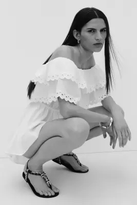 Combi-short épaules nues avec broderie anglaise - Blanc — photo 3