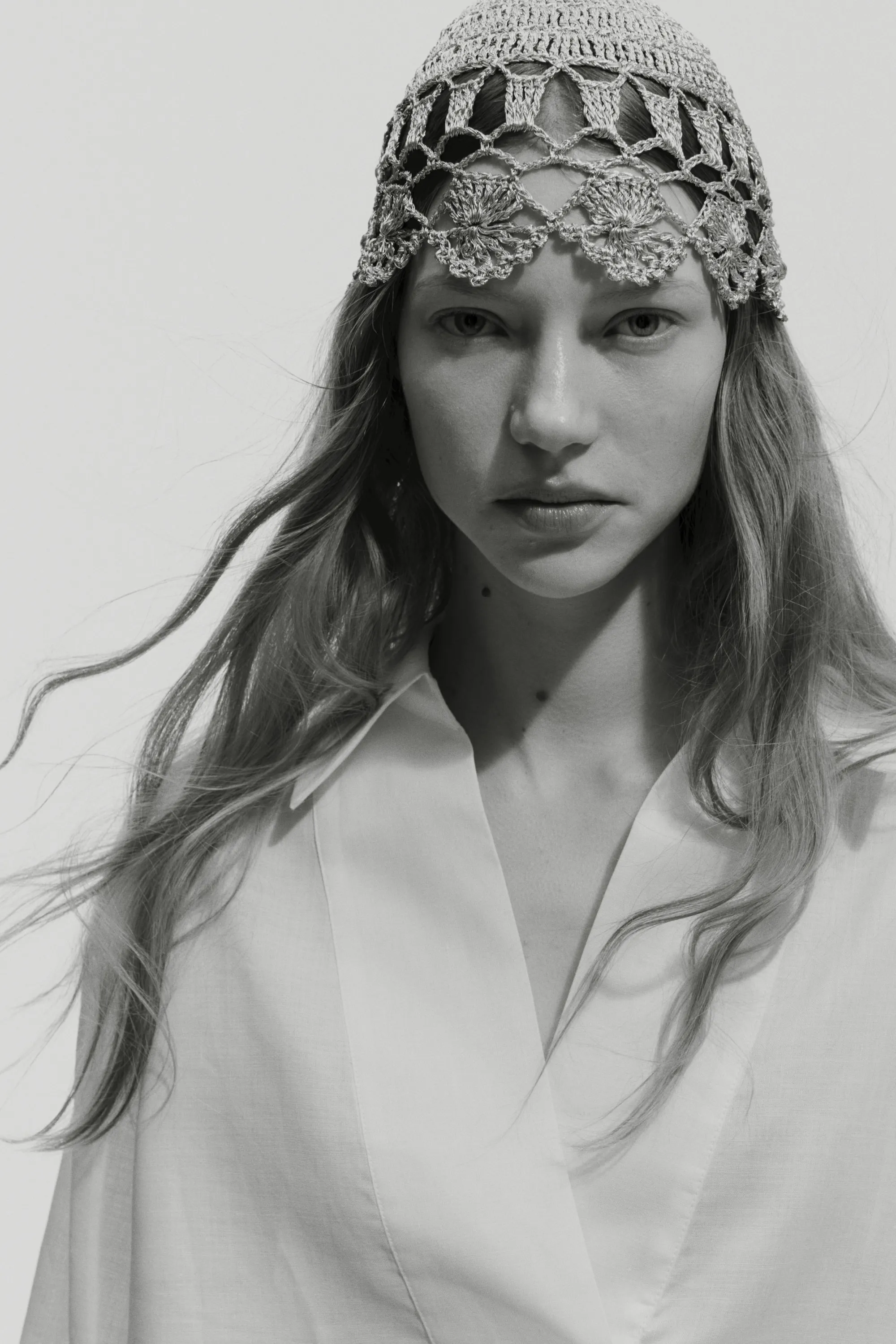 Chapeau façon crochet - Taupe/doré