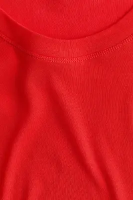 T-shirt en coton pima avec encolure dégagée - Rouge — photo 3