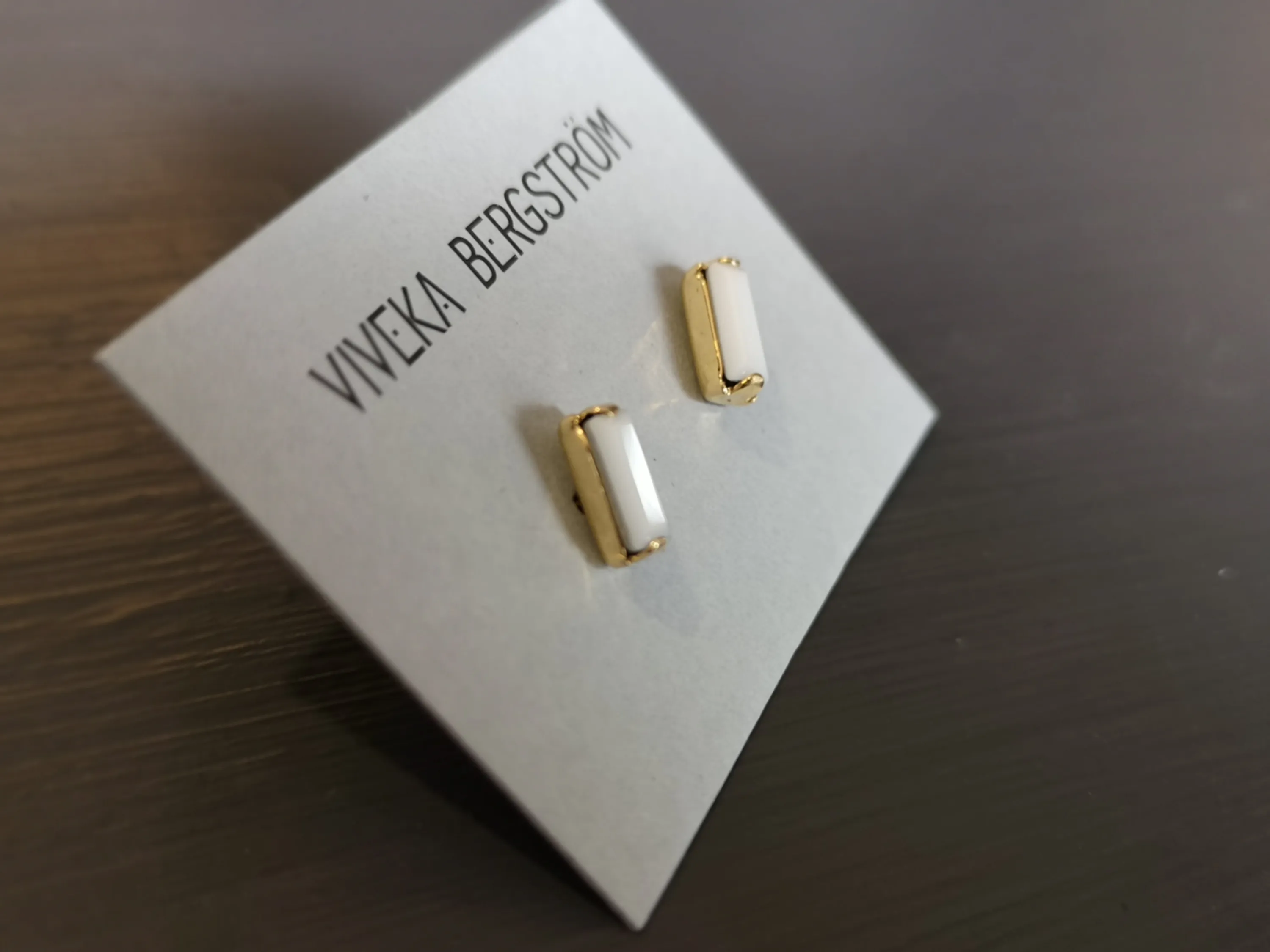 Flingan, 7*3 mm crystal earrings
