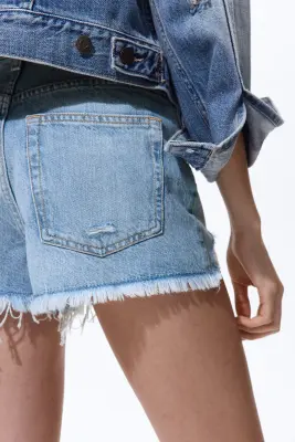 Short en denim à effet usé - Bleu denim clair — photo 3