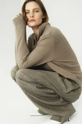 Pull façon polo avec épaulettes - Taupe — photo 3