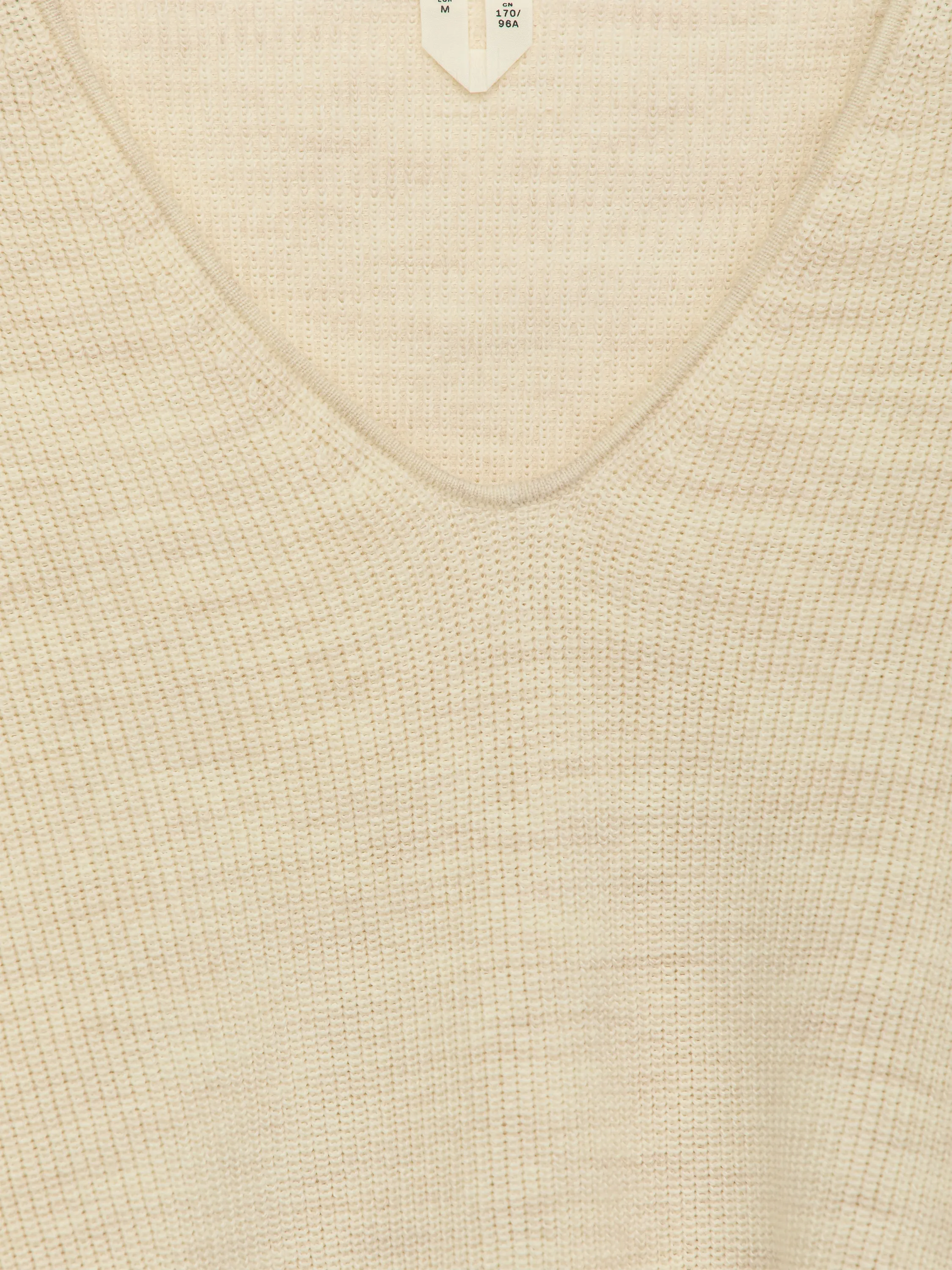 Pull col V en laine et coton - Blanc cassé