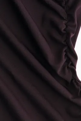 Robe asymétrique à effet drapé - Violet prune foncé — photo 4