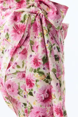 Robe à bretelles fines avec jupe à nouer - Beige clair/fleuri — photo 1