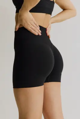 Short moulant scrunch Seamless DryMove™ - Noir — photo 3