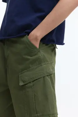 Short cargo Loose Fit en coton - Vert kaki — photo 4