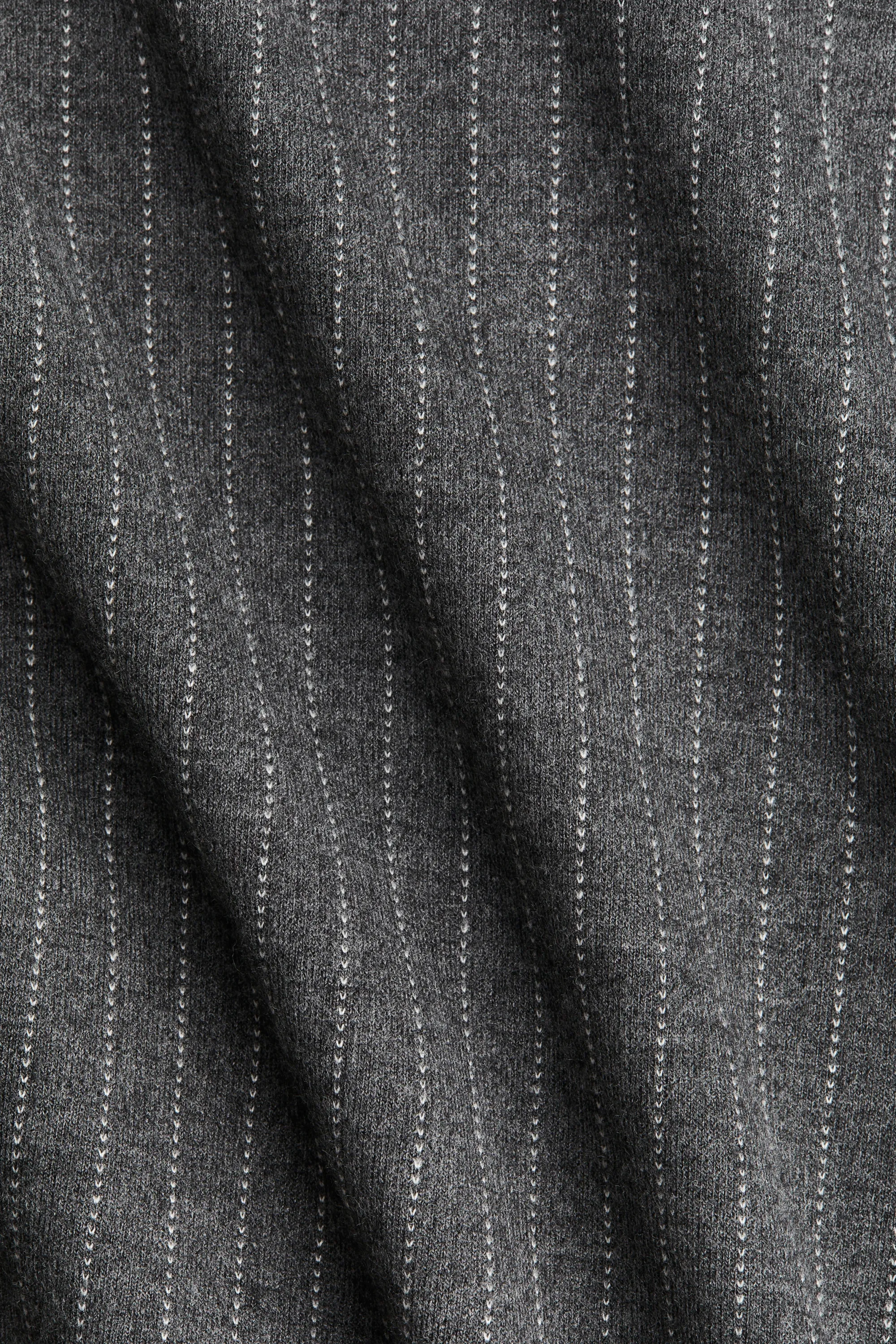 Robe à effet drapé avec ceinture - Gris foncé/rayures tennis