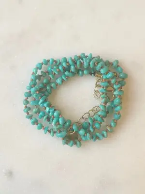 Nouveau ! ROOM SERVICE JEWELRY Collier Poésie Galets Turquoise — photo 2