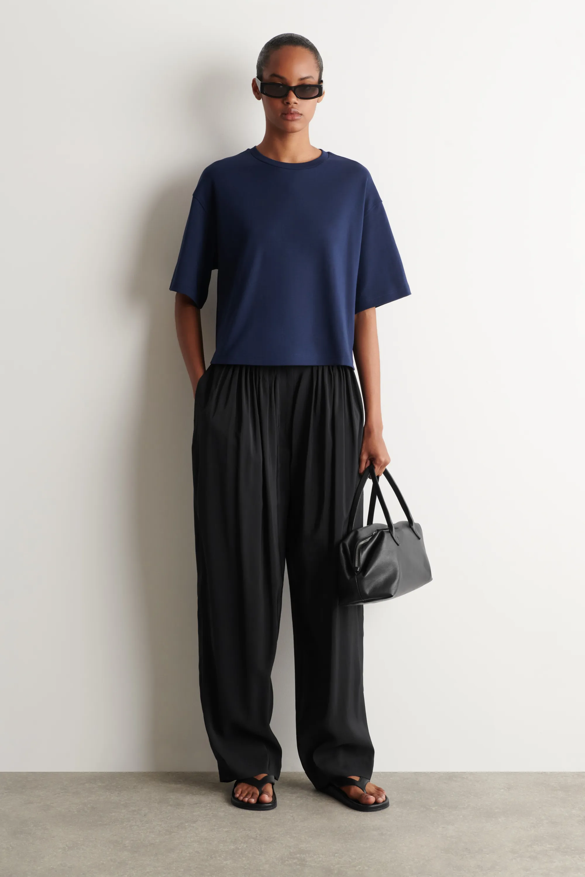 T-SHIRT OVERSIZE SILHOUETTE CARRÉE EN COTON - BLEU MARINE