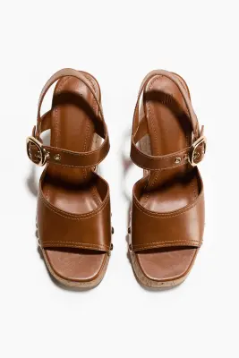 Sandales à talon compensé - Marron — photo 1