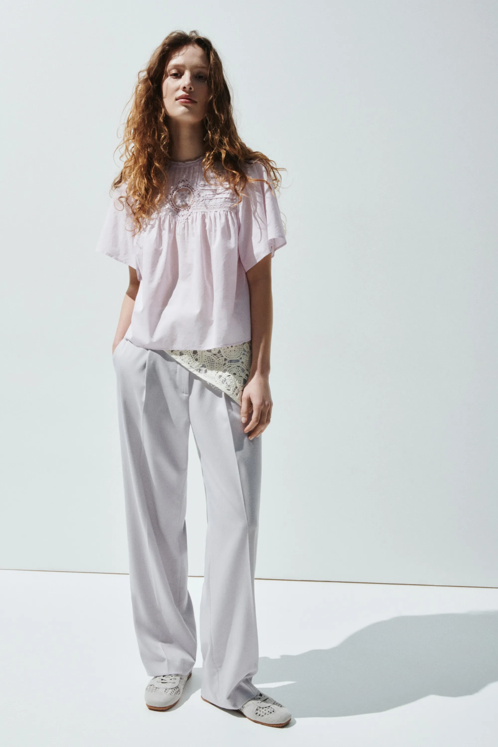 Blouse en coton avec broderie anglaise - Violet clair