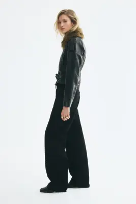 Veste en tissu enduit avec col duveteux - Noir — photo 4