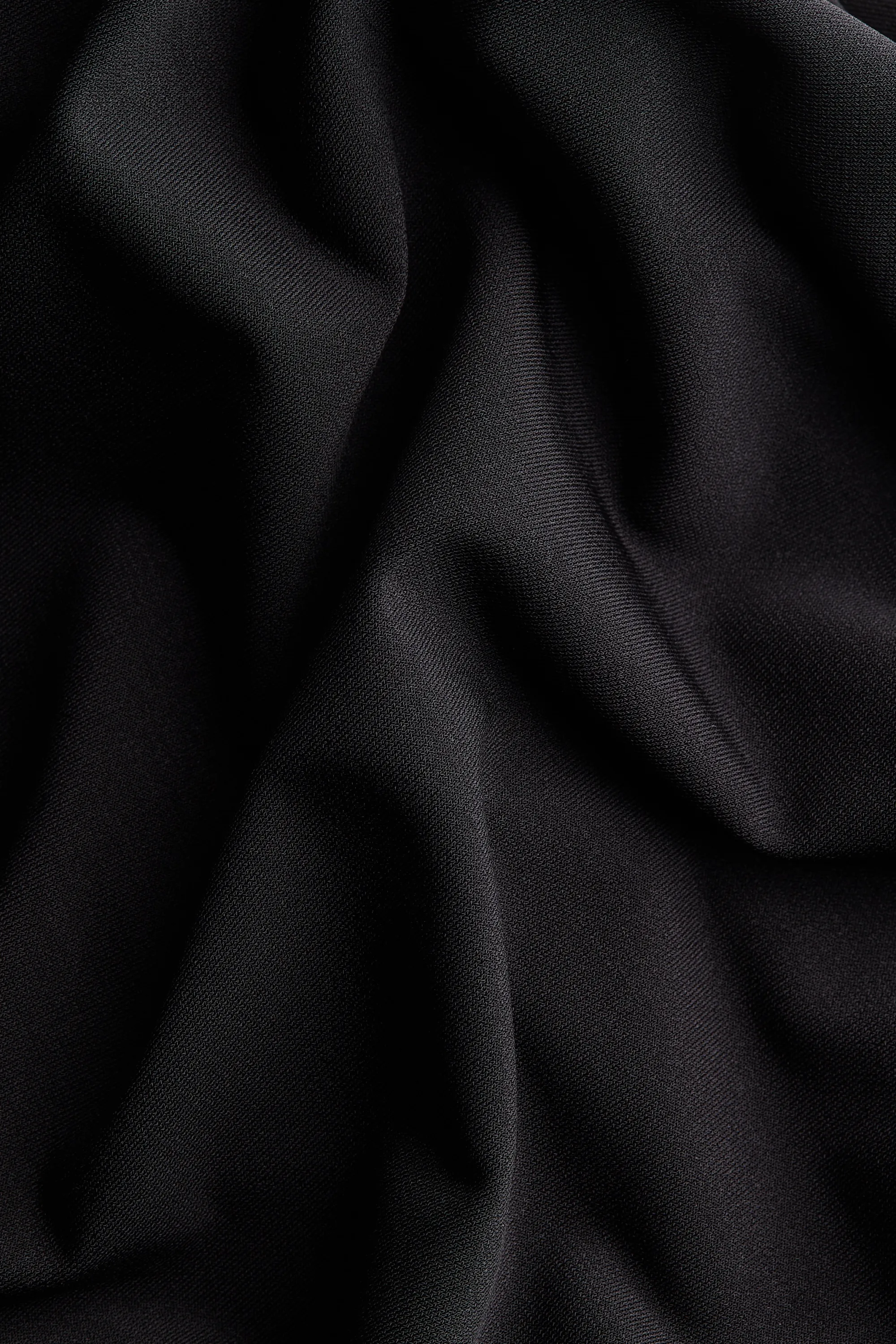 Robe avec détail asymétrique façon cape - Noir