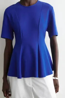 T-SHIRT CINTRÉ EN COTON - BLEU COBALT — photo 1