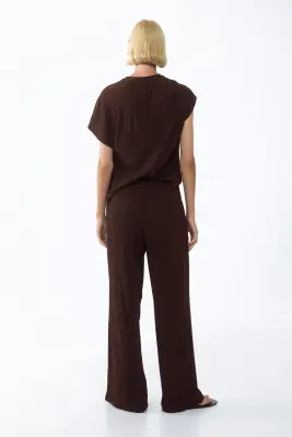 Pantalon froissé avec cordons de serrage - Marron foncé — photo 2